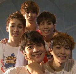 SHINee